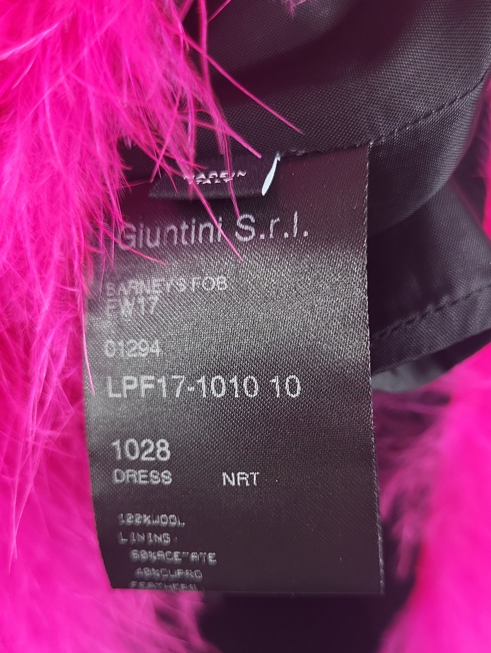 Lisa Perry Barneys New York Black Shift Dress with Hot Pink Feather Trim. Size 8 - Picture 12 of 16